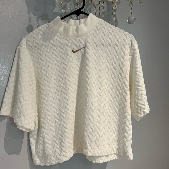 Nike Womens Shirt Ivory Center Swoosh Mock Neck. A051 - Picture 3 of 9
